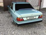 Mercedes-Benz E 230 1992 года за 2 000 000 тг. в Туркестан – фото 4