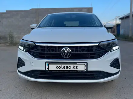 Volkswagen Polo 2021 года за 7 300 000 тг. в Алматы