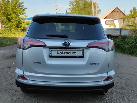 Toyota RAV4 2016 года за 11 500 000 тг. в Астана – фото 5