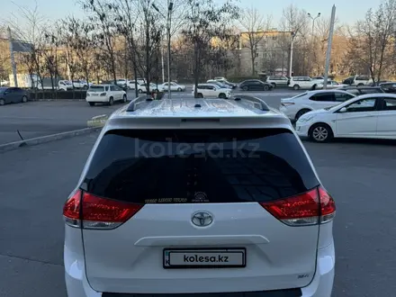 Toyota Sienna 2012 года за 11 200 000 тг. в Алматы – фото 6