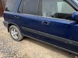 Honda CR-V 1997 года за 2 900 000 тг. в Алматы – фото 2