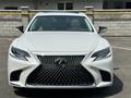 Lexus LS 500 2018 года за 35 300 000 тг. в Алматы – фото 2