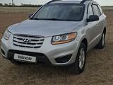 Hyundai Santa Fe 2011 годаүшін6 500 000 тг. в Уральск