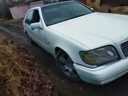 Mercedes-Benz S 320 1997 года за 2 000 000 тг. в Атырау – фото 7