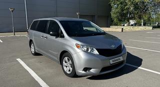 Toyota Sienna 2017 года за 13 500 000 тг. в Астана