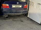 BMW 318 1991 года за 1 058 754 тг. в Усть-Каменогорск – фото 2