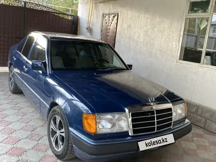 Mercedes-Benz E 230 1991 года за 2 700 000 тг. в Алматы – фото 2