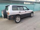 Toyota RAV4 1998 годаүшін3 200 000 тг. в Тараз – фото 2