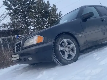 Mercedes-Benz C 220 1994 года за 2 000 000 тг. в Шахтинск – фото 3