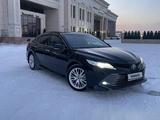 Toyota Camry 2018 года за 14 900 000 тг. в Караганда