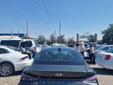 Hyundai Elantra 2021 года за 9 500 000 тг. в Шымкент – фото 4