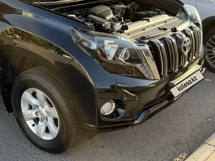 Toyota Land Cruiser Prado 2017 года за 19 000 000 тг. в Астана – фото 16