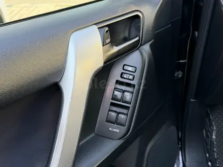 Toyota Land Cruiser Prado 2017 года за 19 000 000 тг. в Астана – фото 8