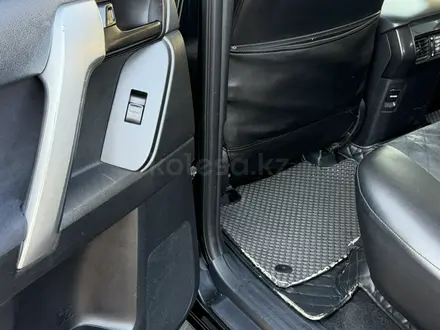 Toyota Land Cruiser Prado 2017 года за 19 000 000 тг. в Астана – фото 9
