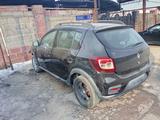Renault Sandero 2015 годаүшін2 100 000 тг. в Шымкент – фото 2