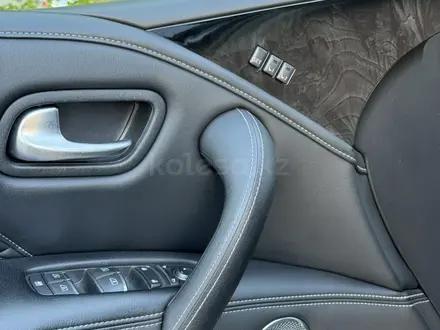 Infiniti QX80 2022 года за 29 900 000 тг. в Астана – фото 16