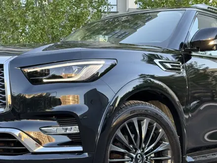Infiniti QX80 2022 года за 29 900 000 тг. в Астана – фото 7