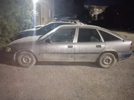 Opel Vectra 1992 года за 550 000 тг. в Актобе – фото 4