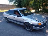 Volkswagen Passat 1990 годаүшін1 100 000 тг. в Тараз