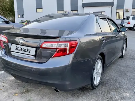 Toyota Camry 2013 года за 9 200 000 тг. в Шымкент – фото 3