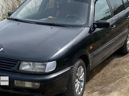 Volkswagen Passat 1994 года за 1 650 000 тг. в Жезказган