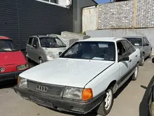 Audi 100, 1989
