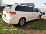 Toyota Sienna 2013 года за 7 000 000 тг. в Алматы – фото 2