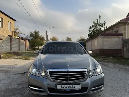 Mercedes-Benz E 200 2011 года за 9 000 000 тг. в Шымкент