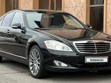 Mercedes-Benz S 500 2006 годаүшін7 100 000 тг. в Караганда – фото 3