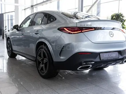 Mercedes-Benz GLC Coupe 300 4MATIC 2025 года за 45 288 000 тг. в Алматы – фото 4