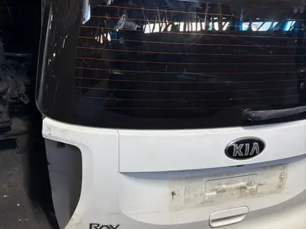 Крышка багажника Kia Ray за 100 000 тг. в Астана – фото 3