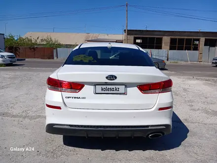 Kia Optima 2019 года за 6 000 000 тг. в Шымкент – фото 3