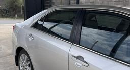 Toyota Camry 2014 года за 5 200 000 тг. в Шымкент – фото 2