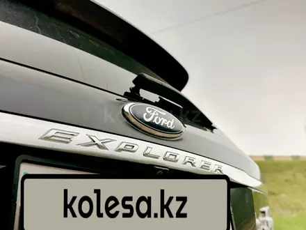 Ford Explorer 2014 года за 10 000 000 тг. в Алматы – фото 5