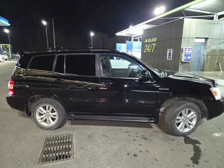 Toyota Highlander 2005 года за 6 870 000 тг. в Алматы – фото 4