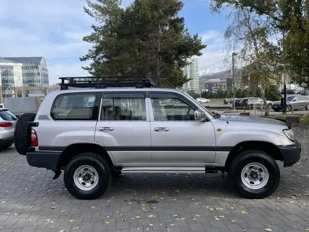 Toyota Land Cruiser 2004 года за 17 800 000 тг. в Алматы – фото 2