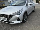 Hyundai Accent 2022 года за 7 100 000 тг. в Костанай – фото 3