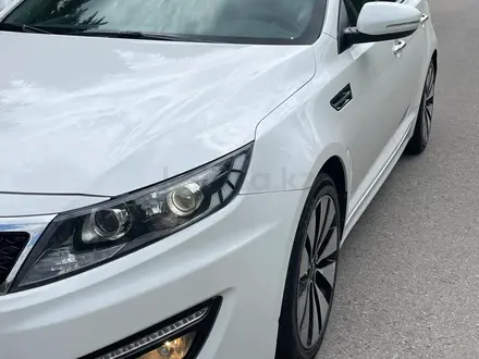 Kia K5 2011 года за 7 600 000 тг. в Алматы – фото 12