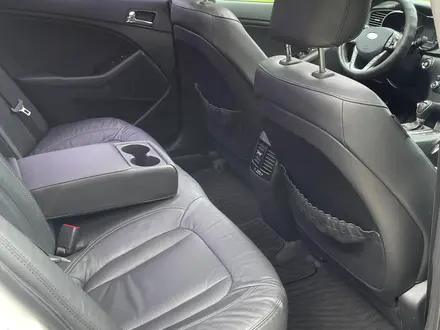 Kia K5 2011 года за 7 600 000 тг. в Алматы – фото 18