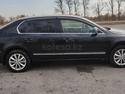 Skoda Superb 2014 года за 5 300 000 тг. в Костанай – фото 15