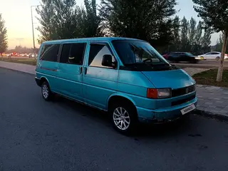 Volkswagen Caravelle