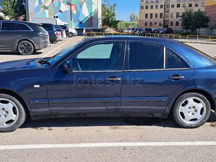 Mercedes-Benz E 280 1998 года за 2 600 000 тг. в Астана – фото 7