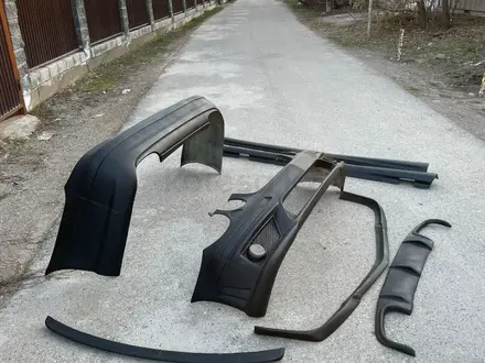 Бампера на мерс w124 e39 за 25 000 тг. в Актобе – фото 4