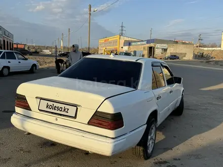 Mercedes-Benz E 250 1992 года за 1 100 000 тг. в Жезказган – фото 5