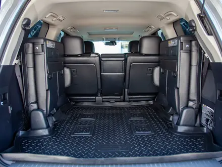 Toyota Land Cruiser Luxe 2014 года за 25 990 000 тг. в Алматы – фото 14