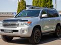 Toyota Land Cruiser Luxe 2014 годаүшін25 990 000 тг. в Алматы – фото 2