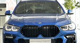 BMW X6 M50i 2020 годаfor55 000 000 тг. в Жезказган