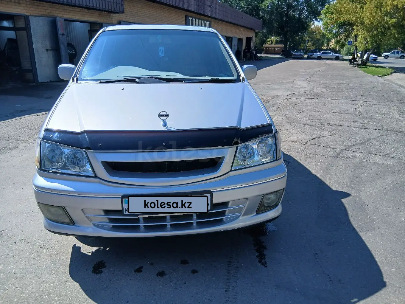 Nissan Presage, 1998