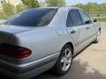 Mercedes-Benz E 240 1999 годаүшін3 500 000 тг. в Караганда – фото 7