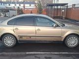 Volkswagen Passat 2003 годаүшін2 100 000 тг. в Астана – фото 4